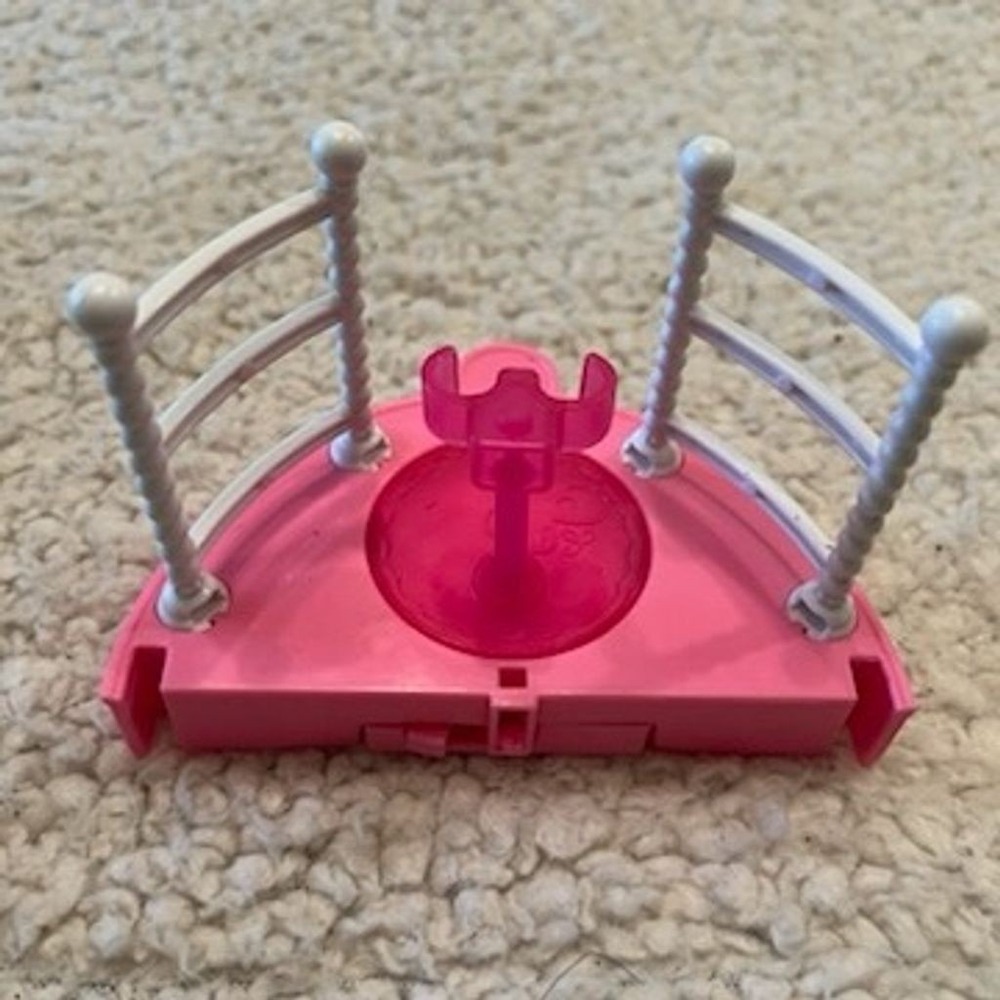Barbie Pet Show Obstacle Course Ring Accessory Pink‎ & White